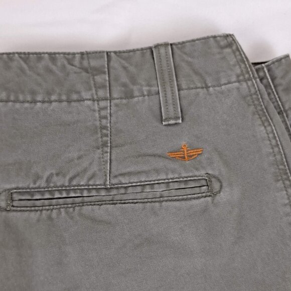 Dockers Size 33 x 30 Gray Flat Front Pants Straight Leg 5 Pocket Zip Fly - Picture 6 of 11